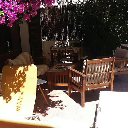 - Jardin En Playa San Sebastian * Сиджес